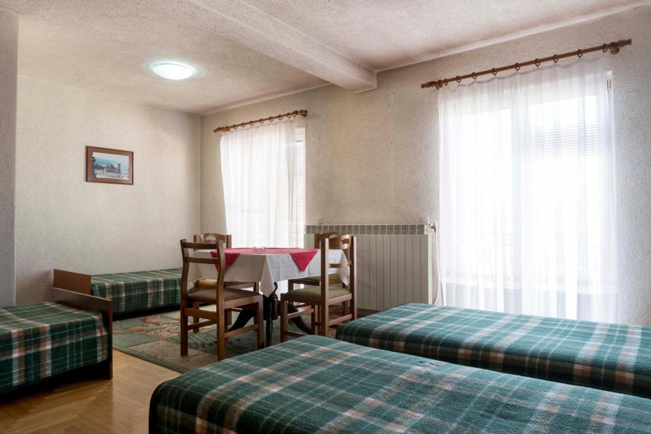 Hotel Montenegro Struga Ngoại thất bức ảnh